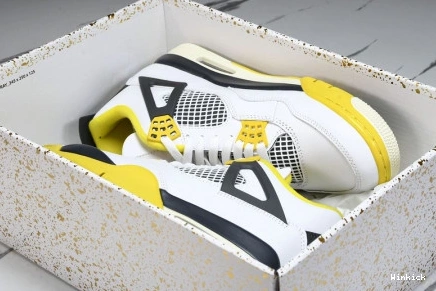 Jordan Air AQ9129-101 “VividSulfur” 4 WMNS 1026